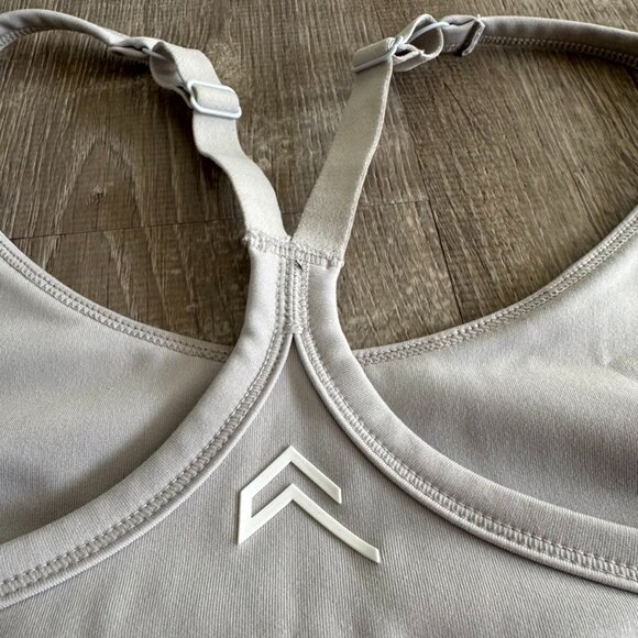 Oner Active Everyday Sports Bra | Light Grey | Size Medium - Picture 4 of 10